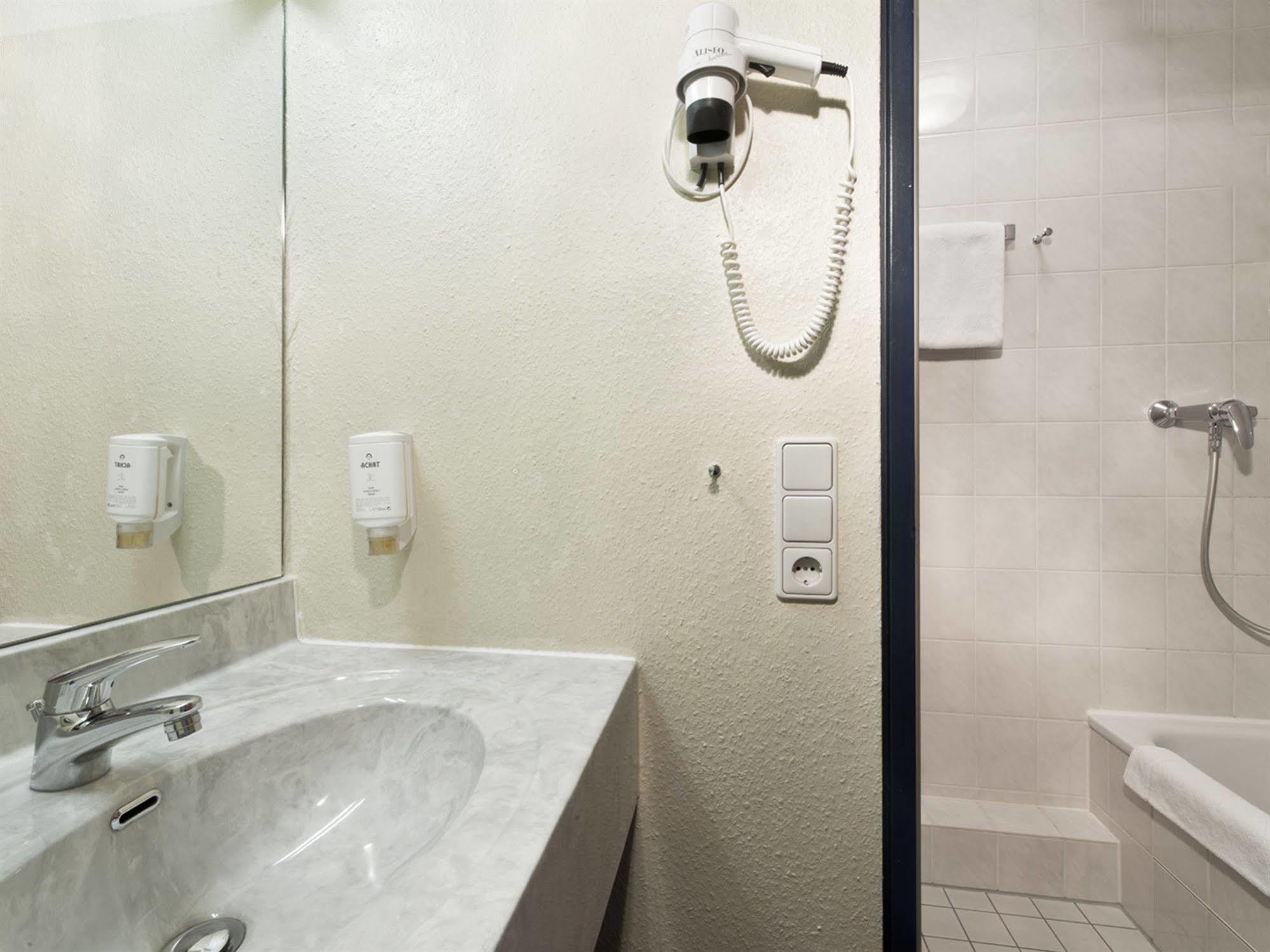 Dormero Hotel Hoyerswerda Εξωτερικό φωτογραφία